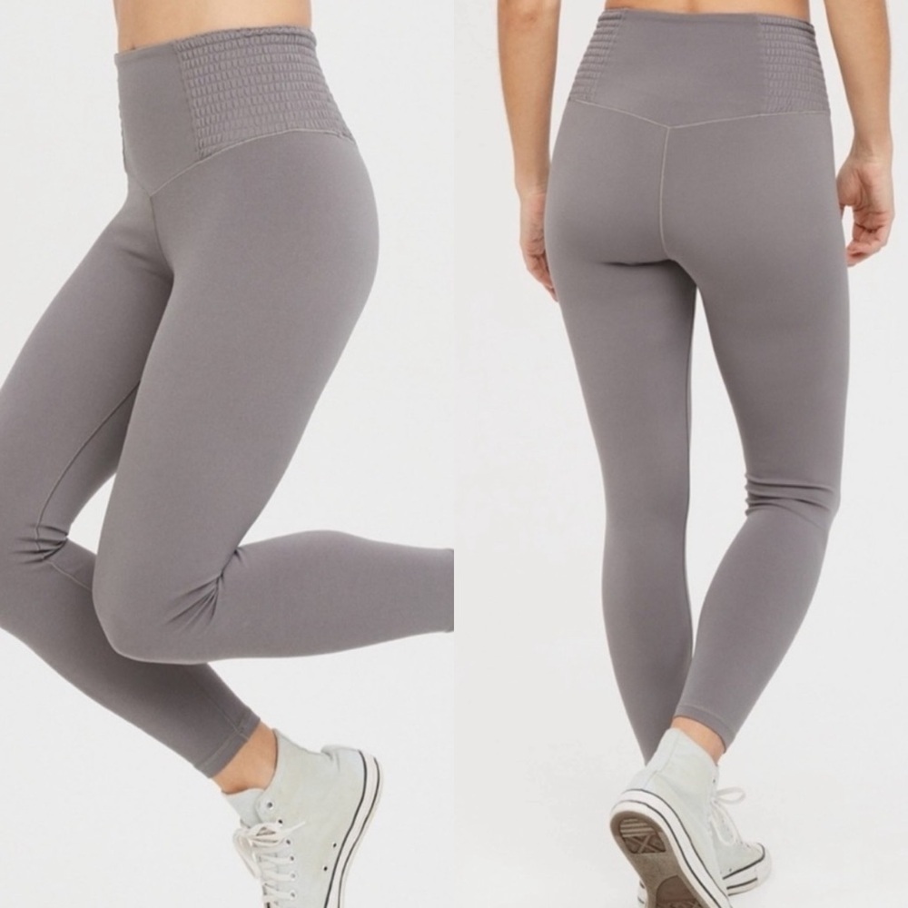 Offline by Aerie Gray Real Me 7/8 Legging Hi Rise Size Large Comfy Stretch Ruche